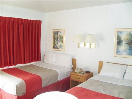 Capitol Inn & Suites بيير المظهر الخارجي الصورة